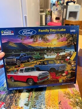 White Mountain Ford 'Family Day at the Lake' Puzzle – Blue/Red